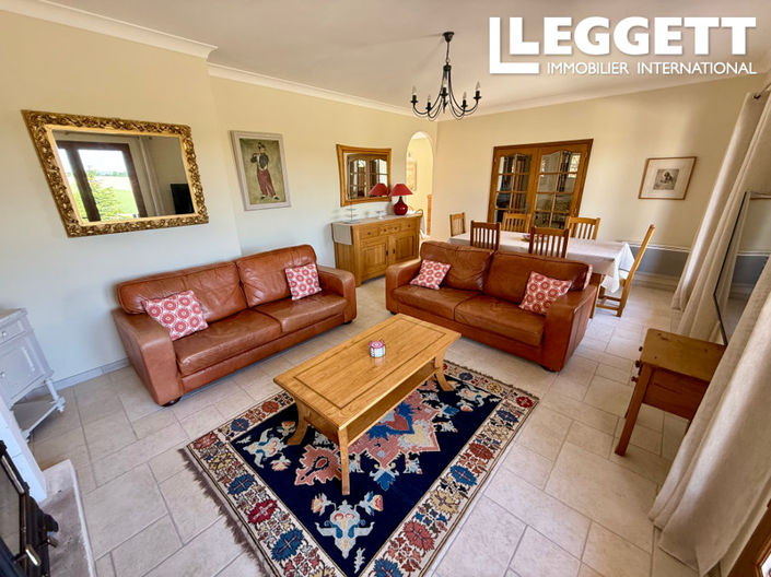 Image No.9-3 Bed House for sale