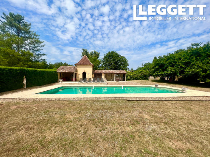 Image No.2-6 Bed House for sale