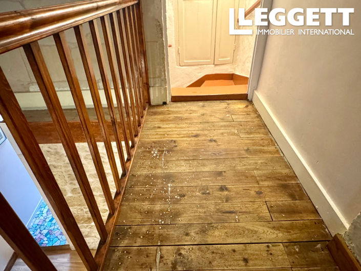 Image No.10-1 Bed House for sale