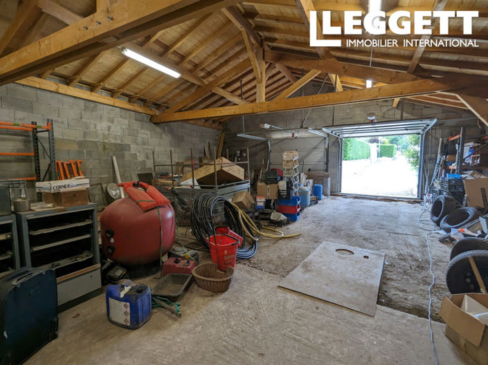 Image No.6-3 Bed House for sale