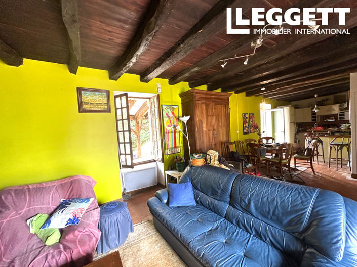 Image No.8-3 Bed House for sale