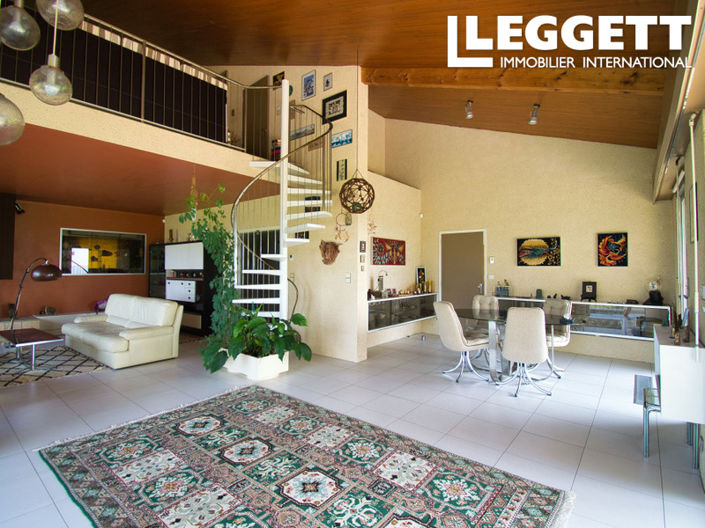 Image No.6-3 Bed House for sale