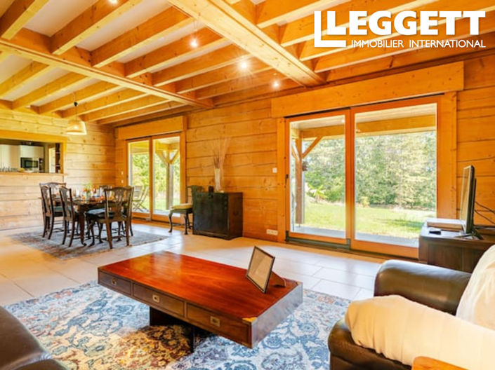 Image No.6-5 Bed House for sale