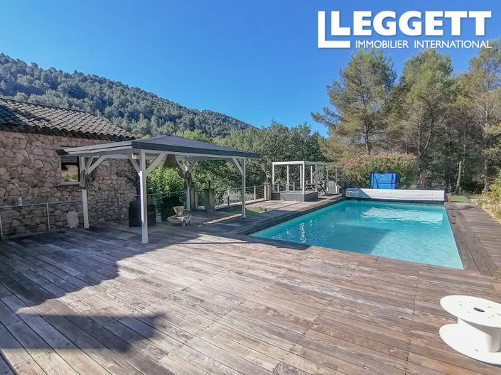 Image No.1-5 Bed House for sale