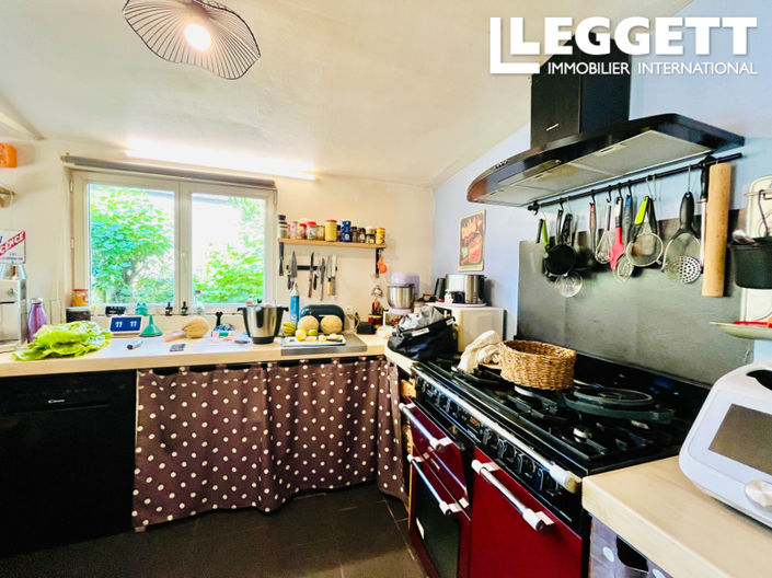 Image No.6-3 Bed House for sale