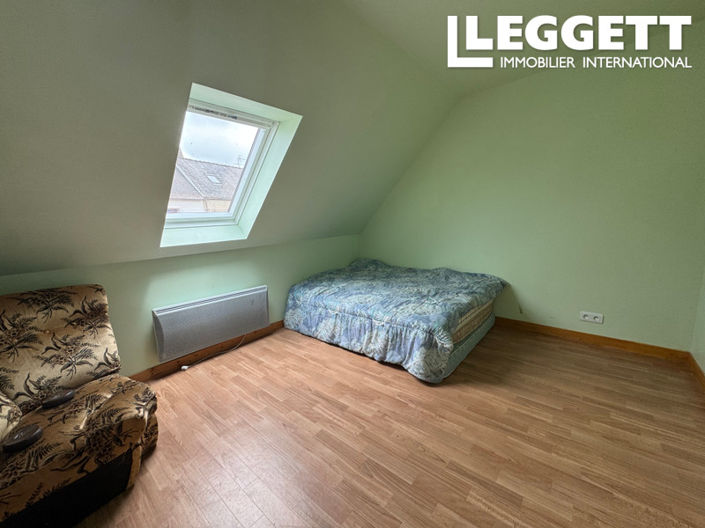 Image No.10-4 Bed House for sale