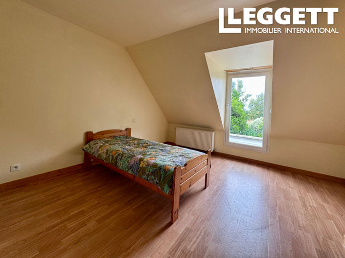 Image No.7-4 Bed House for sale