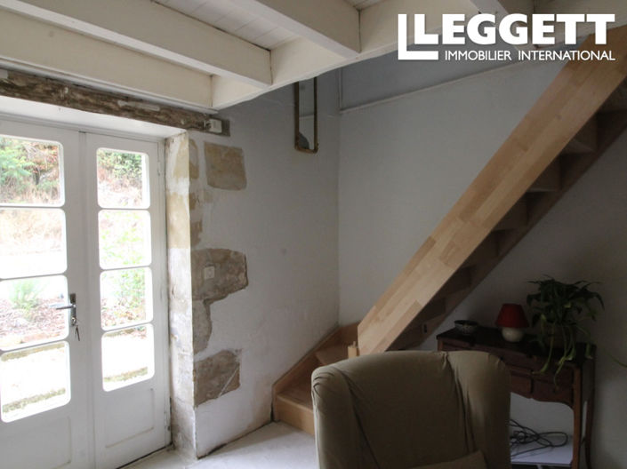 Image No.5-2 Bed House for sale