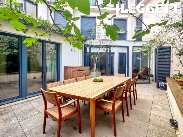 Image No.1-4 Bed Apartment for sale