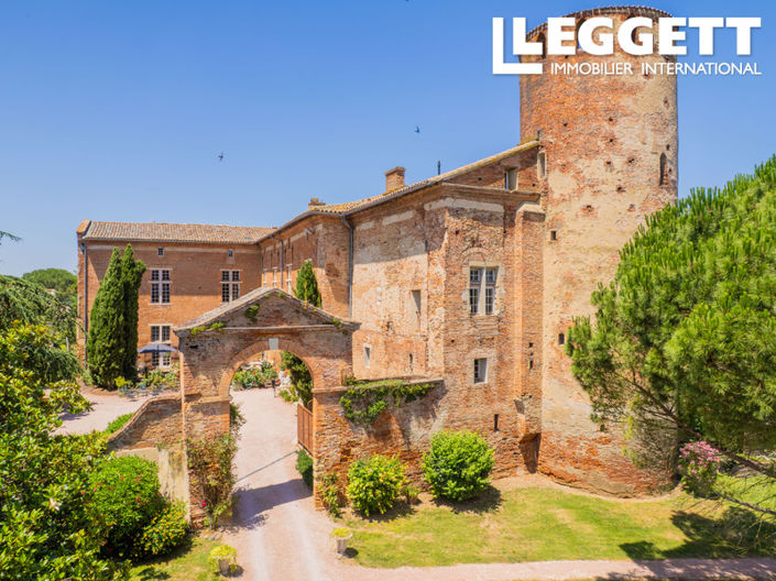 Image No.1-13 Bed Chateaux for sale