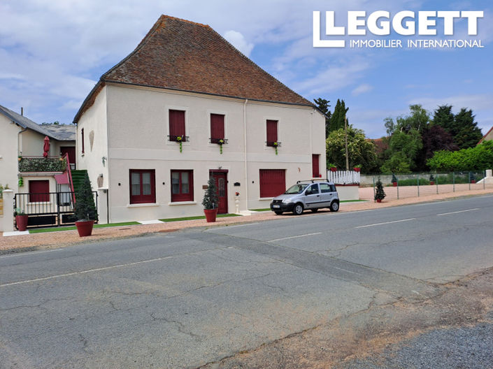 Image No.1-17 Bed House for sale