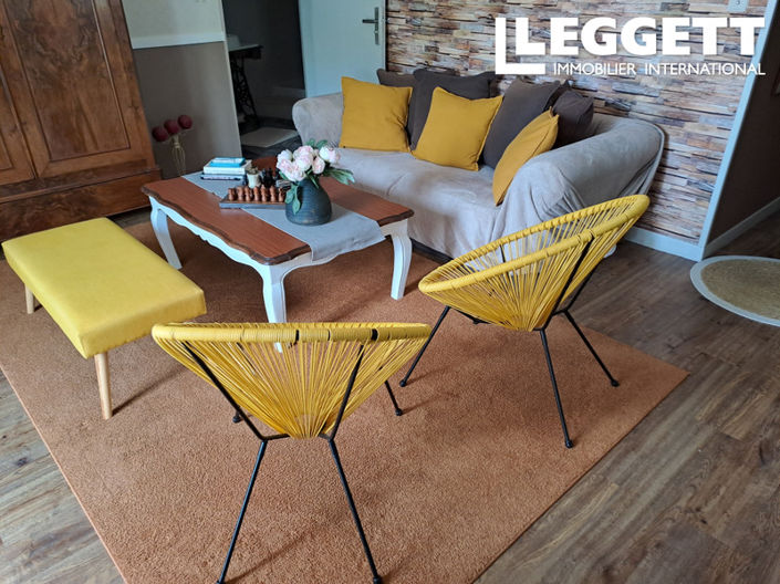 Image No.6-17 Bed House for sale