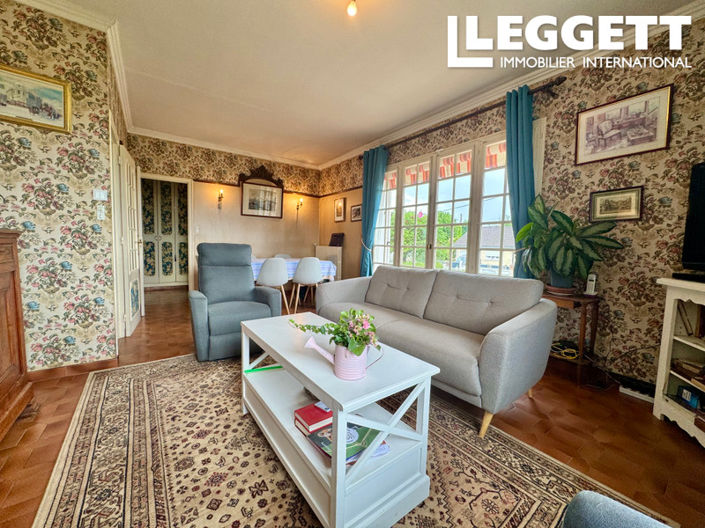 Image No.1-6 Bed House for sale