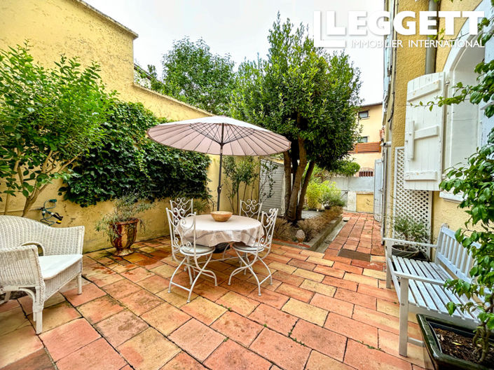 Image No.1-4 Bed House for sale