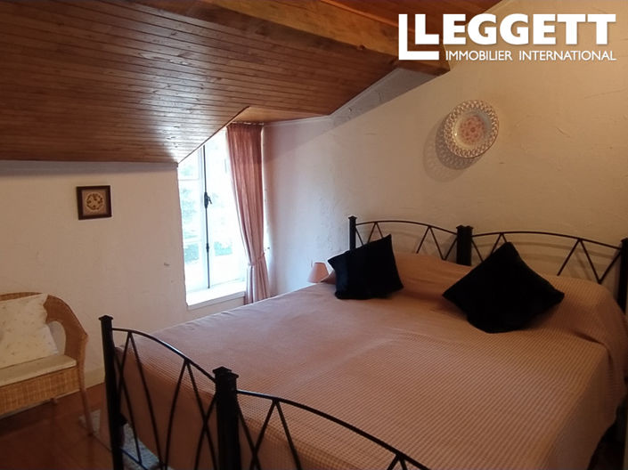 Image No.9-4 Bed House for sale