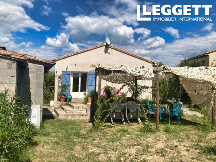 Image No.2-4 Bed House for sale