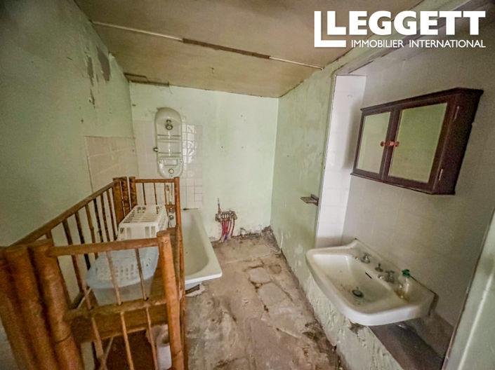 Image No.6-1 Bed House for sale