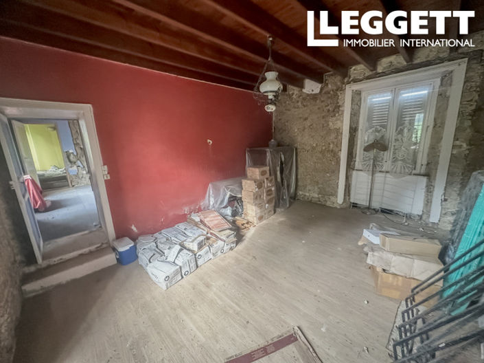 Image No.8-1 Bed House for sale