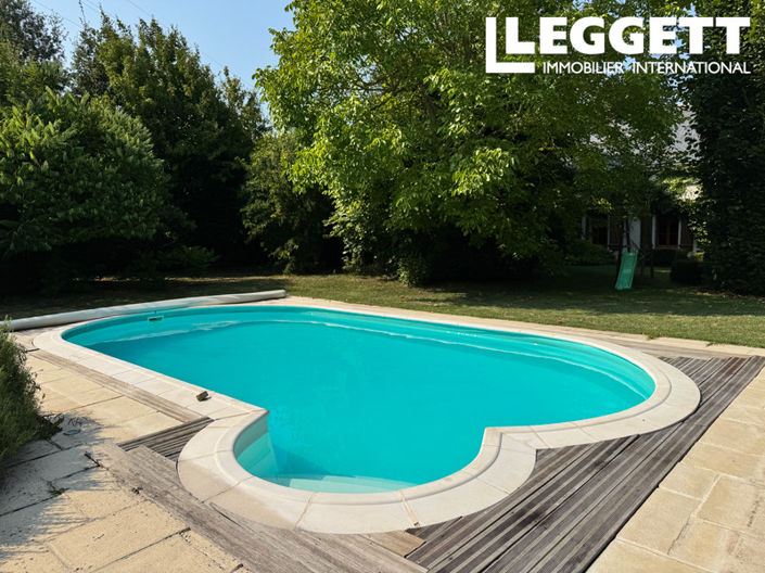 Image No.2-4 Bed House for sale