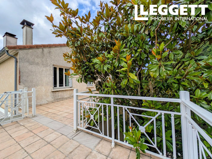 Image No.10-5 Bed House for sale