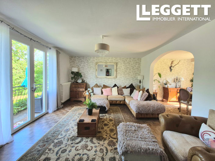 Image No.3-4 Bed House for sale