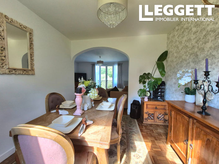 Image No.4-4 Bed House for sale