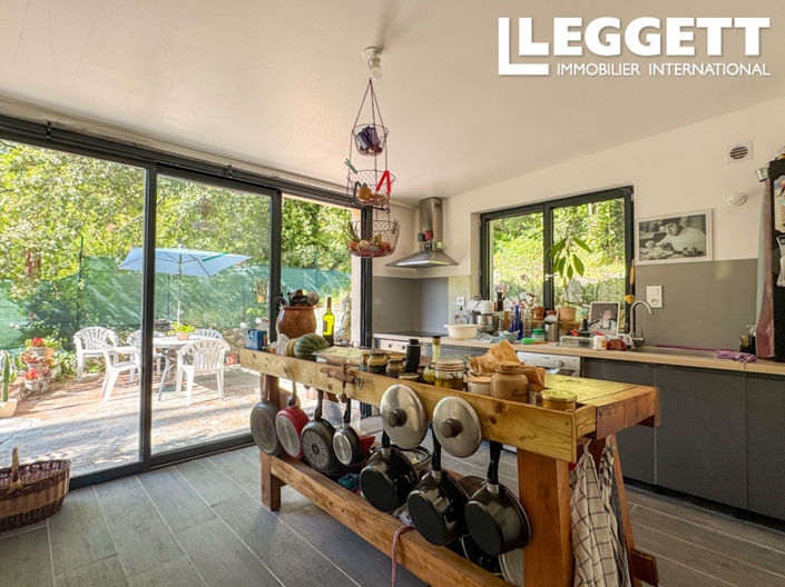 Image No.4-4 Bed House for sale