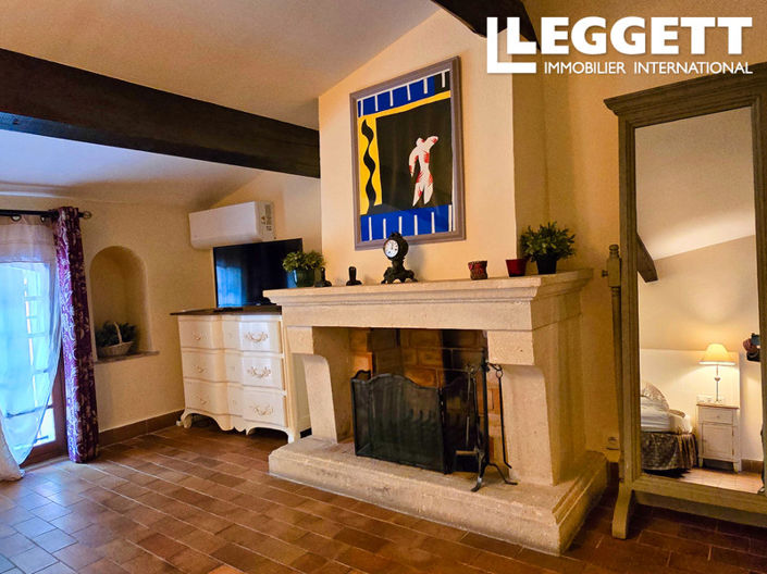 Image No.10-10 Bed House for sale