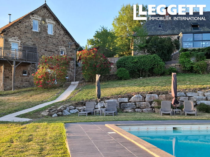 Image No.1-6 Bed House for sale