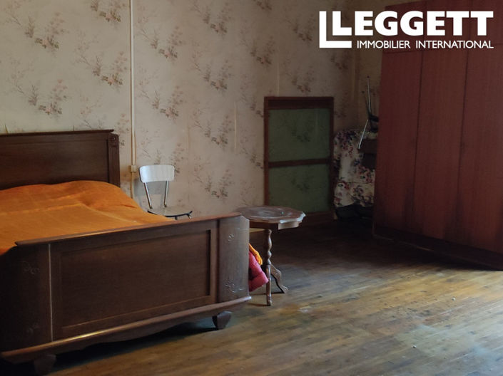 Image No.10-2 Bed House for sale