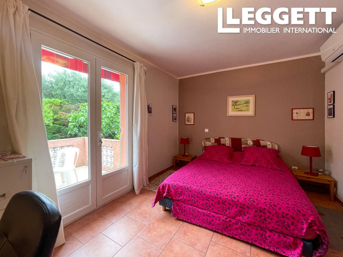 Image No.7-3 Bed House for sale