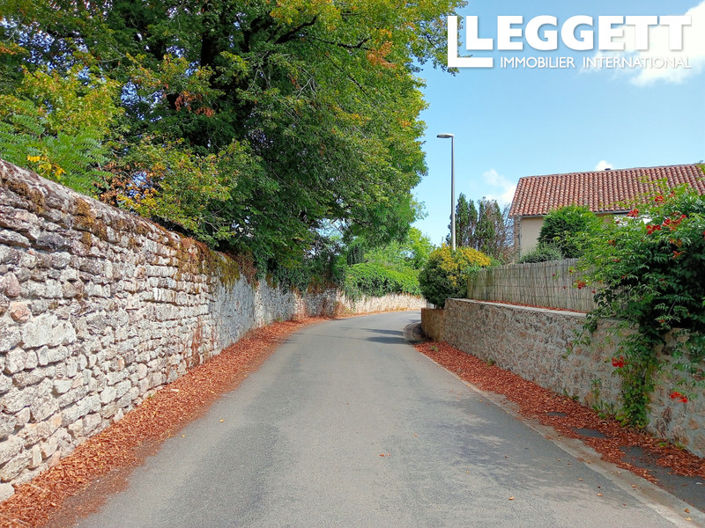 Image No.10-2 Bed House for sale