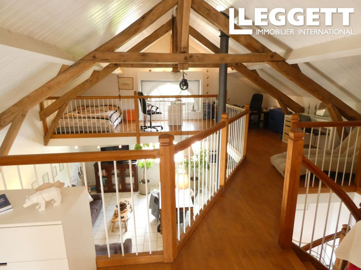 Image No.5-2 Bed House for sale