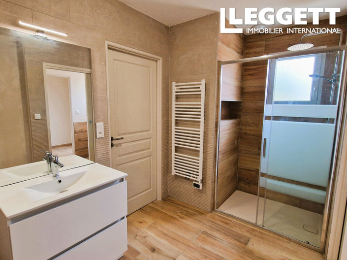 Image No.3-3 Bed House for sale