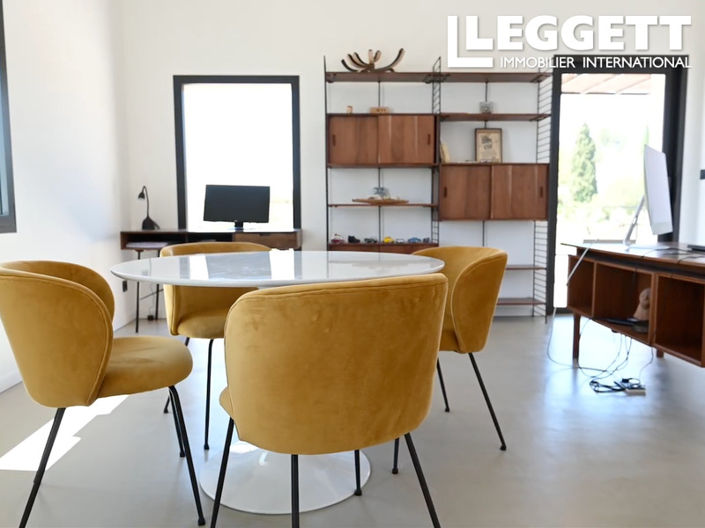 Image No.10-7 Bed House for sale