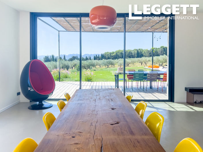 Image No.6-7 Bed House for sale