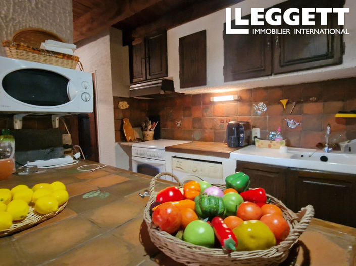 Image No.9-7 Bed House for sale