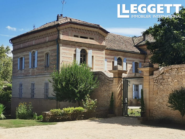 Image No.1-6 Bed Chateaux for sale