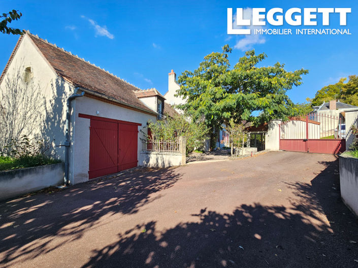 Image No.10-Maison de 4 chambres à vendre à Ainay-le-Château