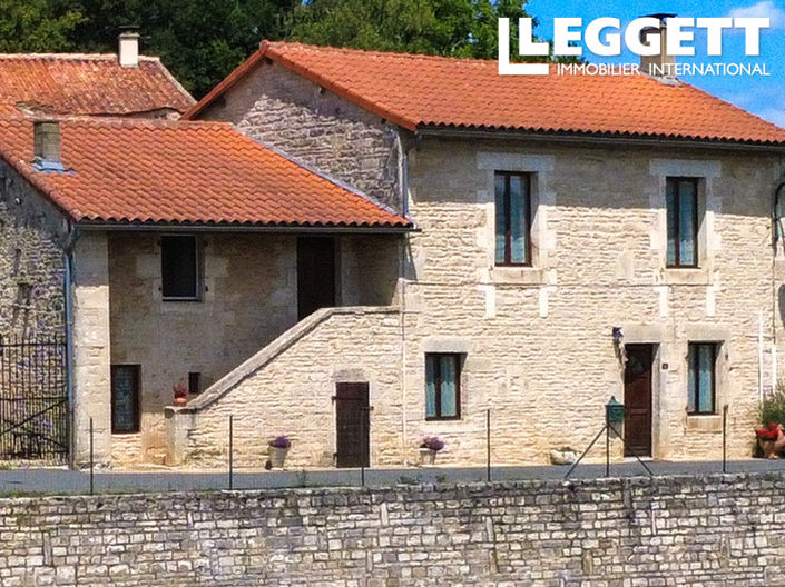 Image No.1-3 Bed House for sale