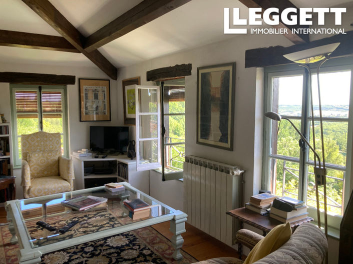 Image No.3-3 Bed House for sale