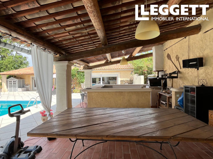 Image No.10-6 Bed House for sale