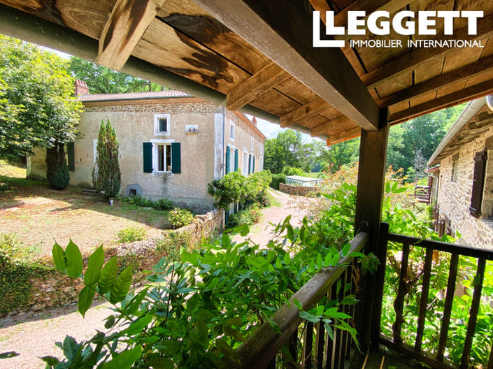 Image No.5-Maison de 15 chambres à vendre à Savignac De Nontron