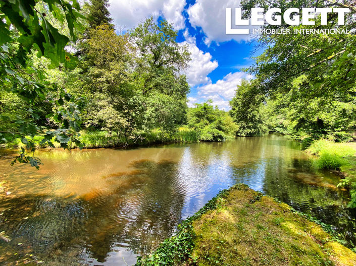 Image No.6-Maison de 15 chambres à vendre à Savignac De Nontron