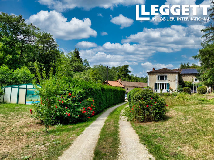 Image No.8-Maison de 15 chambres à vendre à Savignac De Nontron