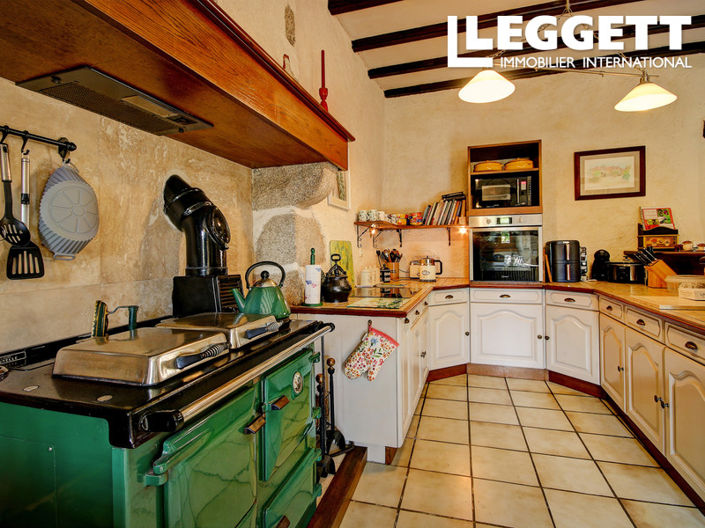 Image No.6-5 Bed House for sale