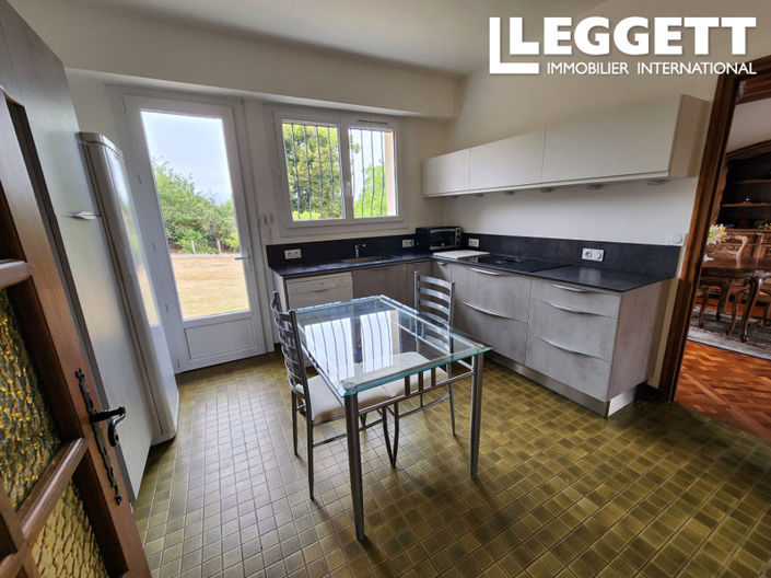 Image No.4-Maison de 4 chambres à vendre à Nouic