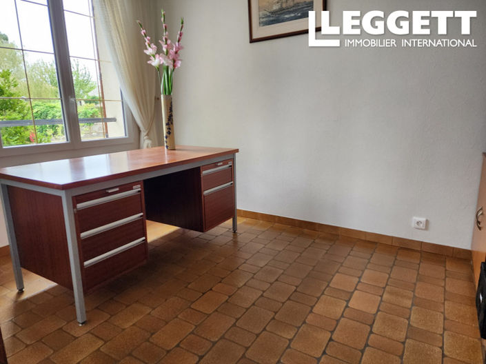 Image No.9-Maison de 4 chambres à vendre à Nouic