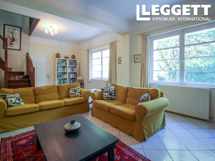 Image No.9-5 Bed House for sale