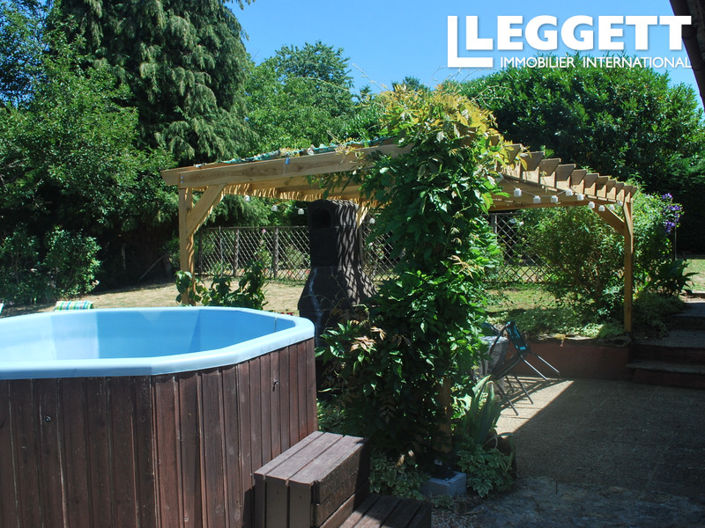 Image No.2-4 Bed House for sale